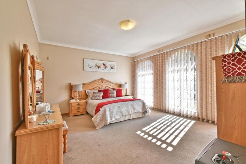 3 Bedroom Property for Sale in Brackenhurst Gauteng