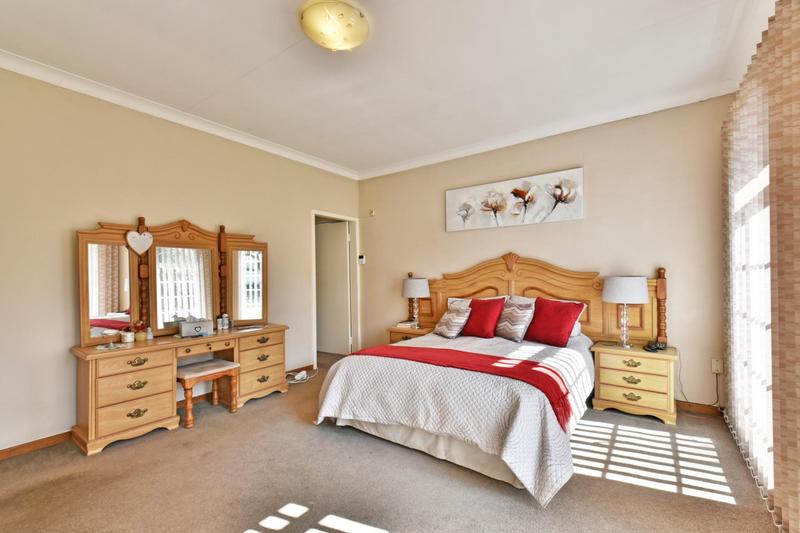 3 Bedroom Property for Sale in Brackenhurst Gauteng