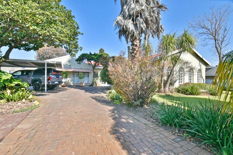 3 Bedroom Property for Sale in Brackenhurst Gauteng