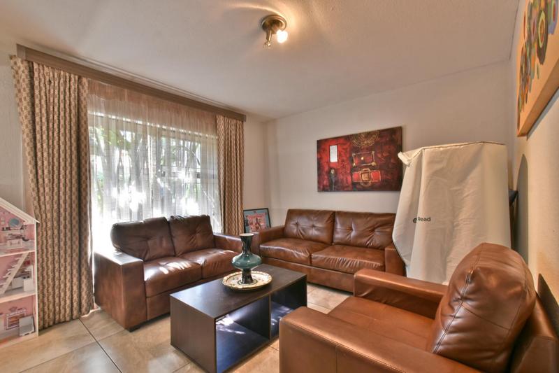 4 Bedroom Property for Sale in Strubensvallei Gauteng