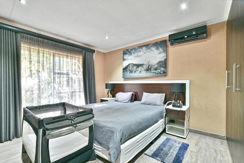 4 Bedroom Property for Sale in Strubensvallei Gauteng