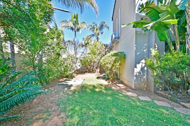 4 Bedroom Property for Sale in Strubensvallei Gauteng