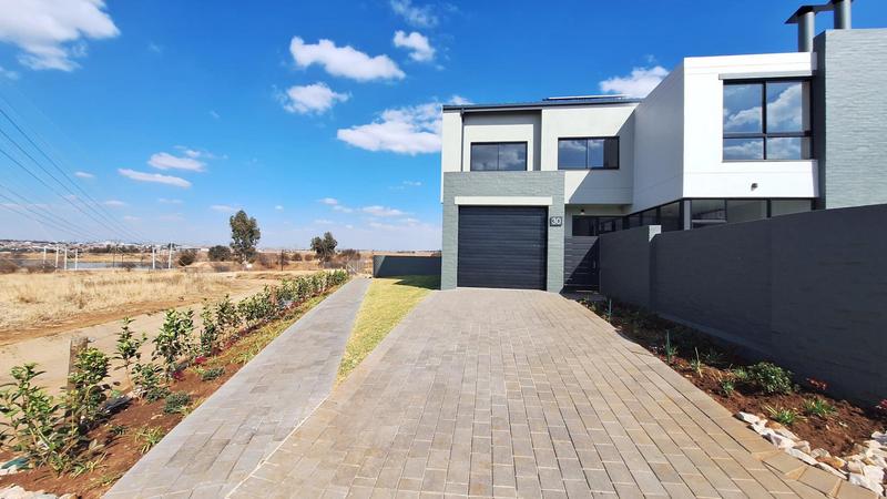 To Let 3 Bedroom Property for Rent in Midstream Meadows Gauteng