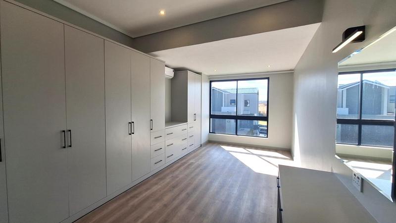 To Let 3 Bedroom Property for Rent in Midstream Meadows Gauteng