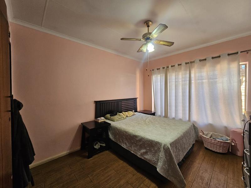 3 Bedroom Property for Sale in Sinoville Gauteng