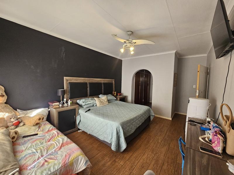 3 Bedroom Property for Sale in Sinoville Gauteng