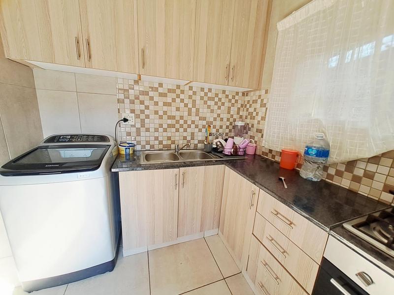 To Let 3 Bedroom Property for Rent in Symhurst Gauteng