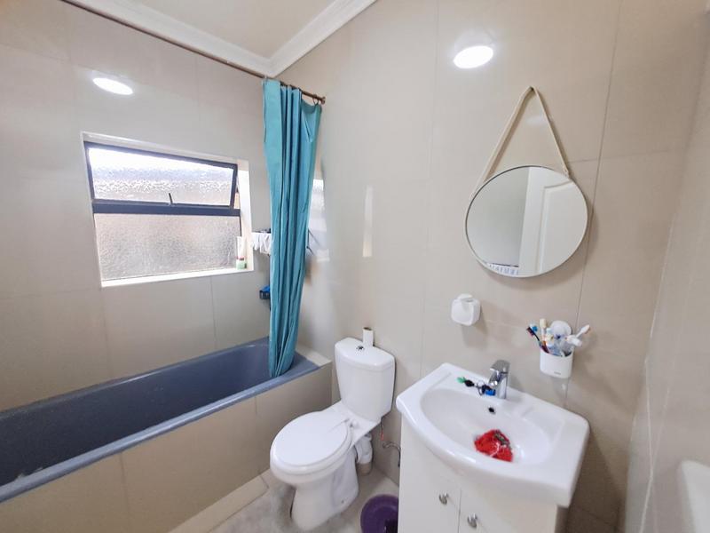 To Let 3 Bedroom Property for Rent in Symhurst Gauteng