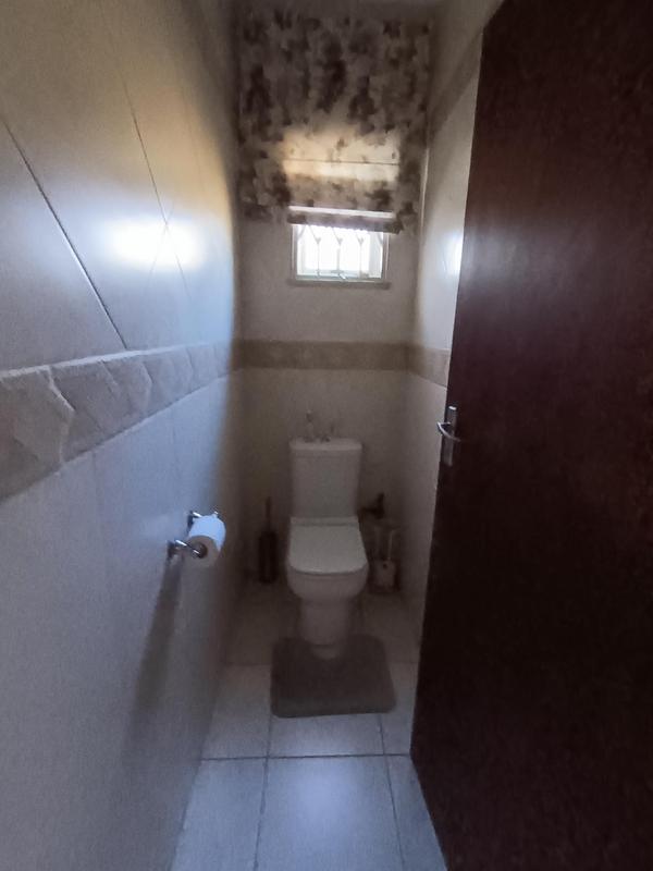 3 Bedroom Property for Sale in Sunnyridge Gauteng