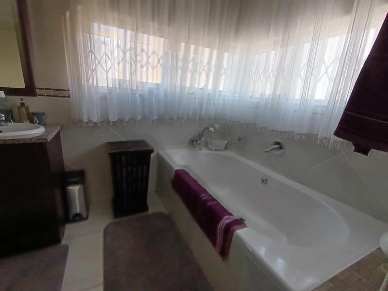 3 Bedroom Property for Sale in Sunnyridge Gauteng