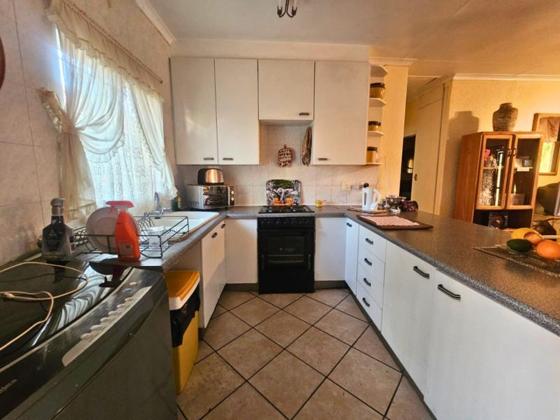 2 Bedroom Property for Sale in Norkem Park Gauteng