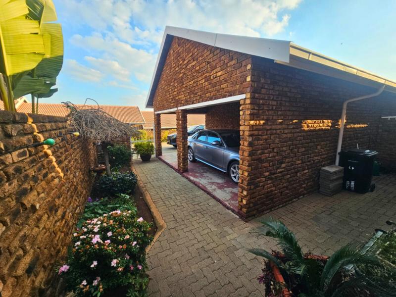 2 Bedroom Property for Sale in Norkem Park Gauteng