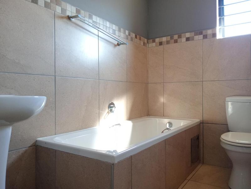 3 Bedroom Property for Sale in Mindalore Gauteng