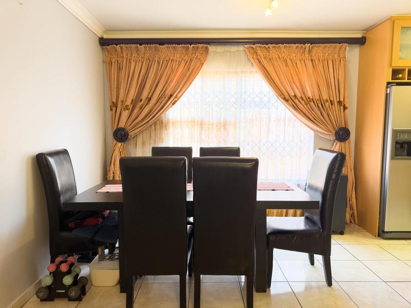 3 Bedroom Property for Sale in Willowbrook Gauteng