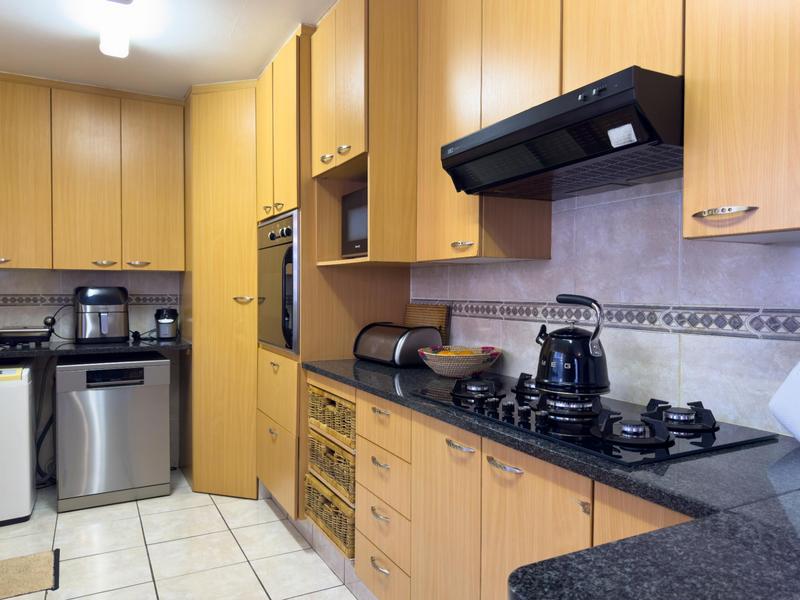 3 Bedroom Property for Sale in Willowbrook Gauteng