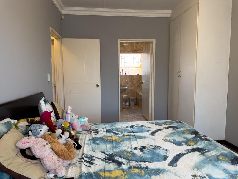 3 Bedroom Property for Sale in Willowbrook Gauteng