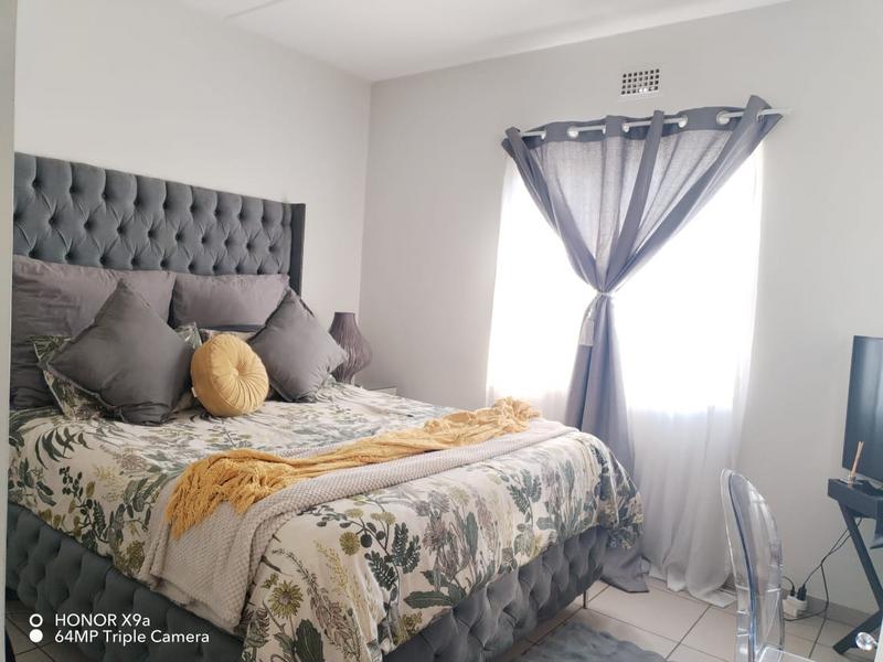 To Let 2 Bedroom Property for Rent in Ravenswood Gauteng