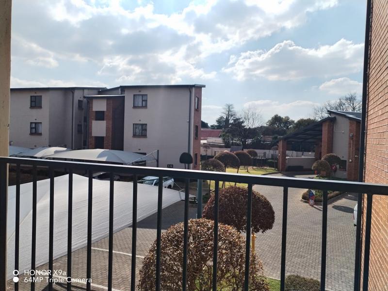 To Let 2 Bedroom Property for Rent in Ravenswood Gauteng