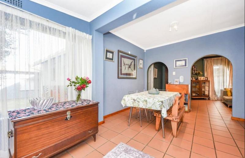 3 Bedroom Property for Sale in Brackendowns Gauteng