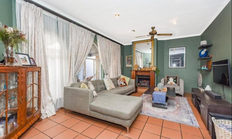 3 Bedroom Property for Sale in Brackendowns Gauteng