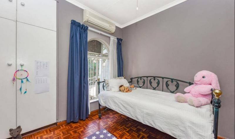 3 Bedroom Property for Sale in Brackendowns Gauteng