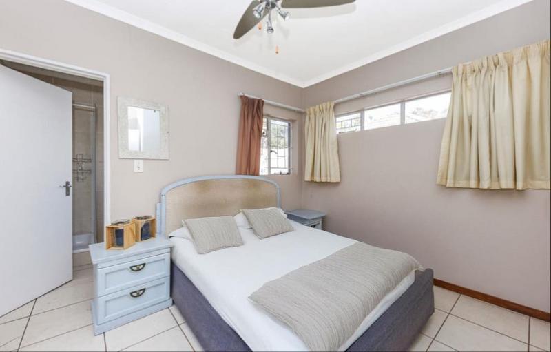 3 Bedroom Property for Sale in Brackendowns Gauteng