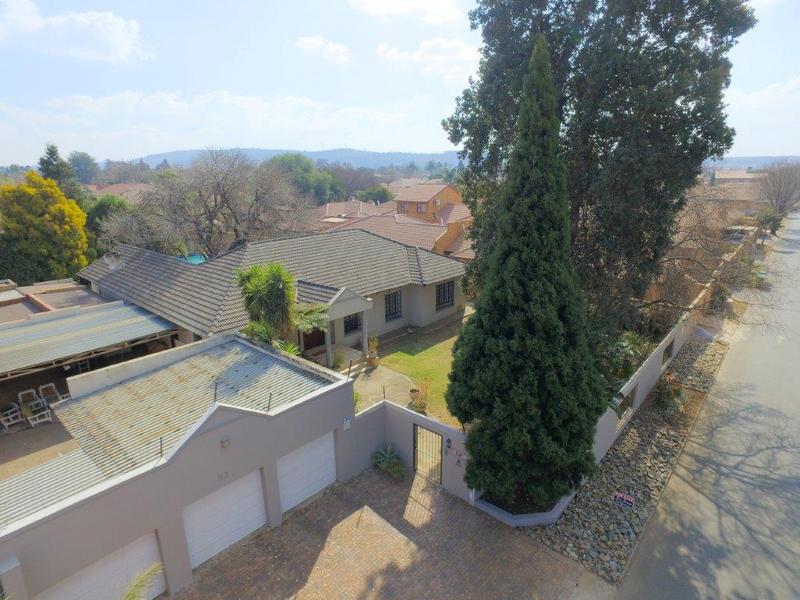 4 Bedroom Property for Sale in New Redruth Gauteng