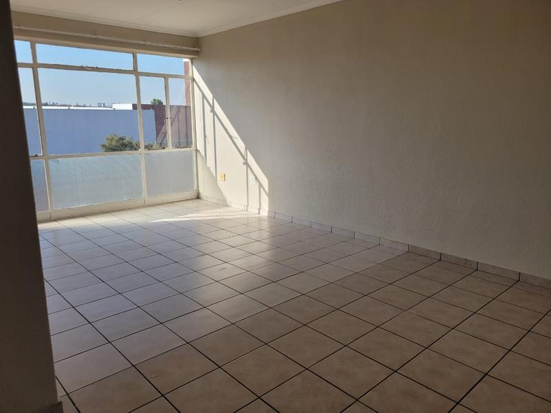 3 Bedroom Property for Sale in New Redruth Gauteng