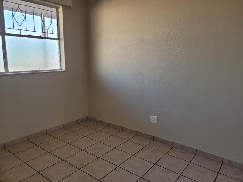 3 Bedroom Property for Sale in New Redruth Gauteng