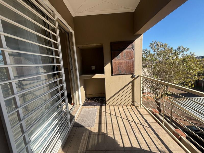 2 Bedroom Property for Sale in Florida Glen Gauteng