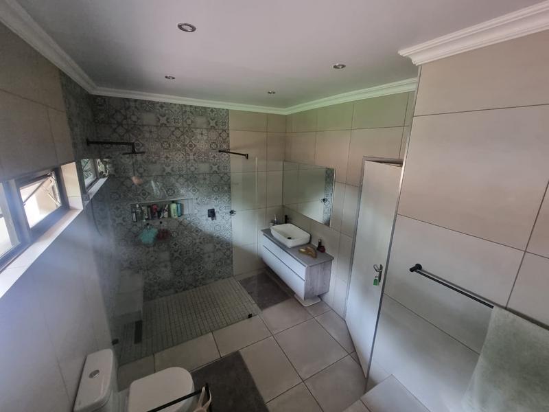 4 Bedroom Property for Sale in Vanderbijlpark SW 5 Gauteng