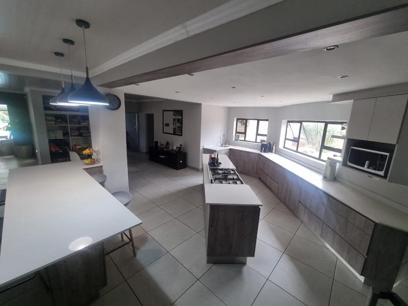 4 Bedroom Property for Sale in Vanderbijlpark SW 5 Gauteng