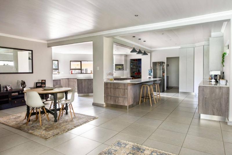 4 Bedroom Property for Sale in Vanderbijlpark SW 5 Gauteng