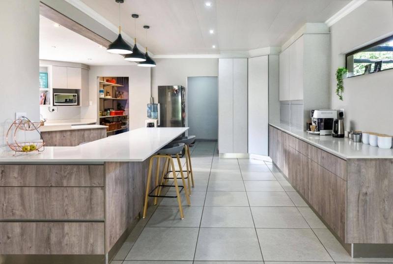 4 Bedroom Property for Sale in Vanderbijlpark SW 5 Gauteng