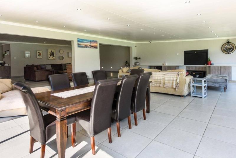 4 Bedroom Property for Sale in Vanderbijlpark SW 5 Gauteng