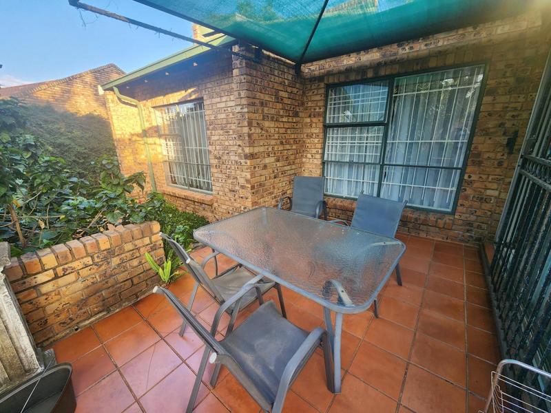 To Let 3 Bedroom Property for Rent in Garsfontein Gauteng