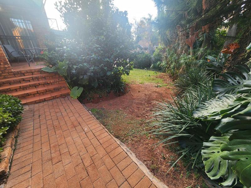 To Let 3 Bedroom Property for Rent in Garsfontein Gauteng
