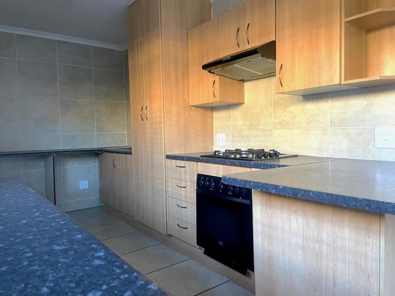 3 Bedroom Property for Sale in Honeydew Manor Gauteng
