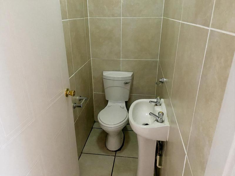 3 Bedroom Property for Sale in Honeydew Manor Gauteng
