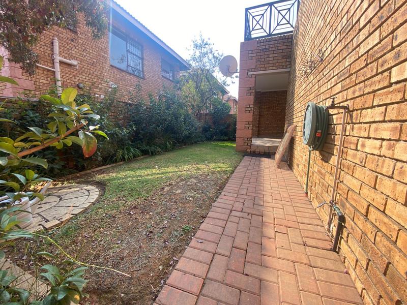 3 Bedroom Property for Sale in Honeydew Manor Gauteng