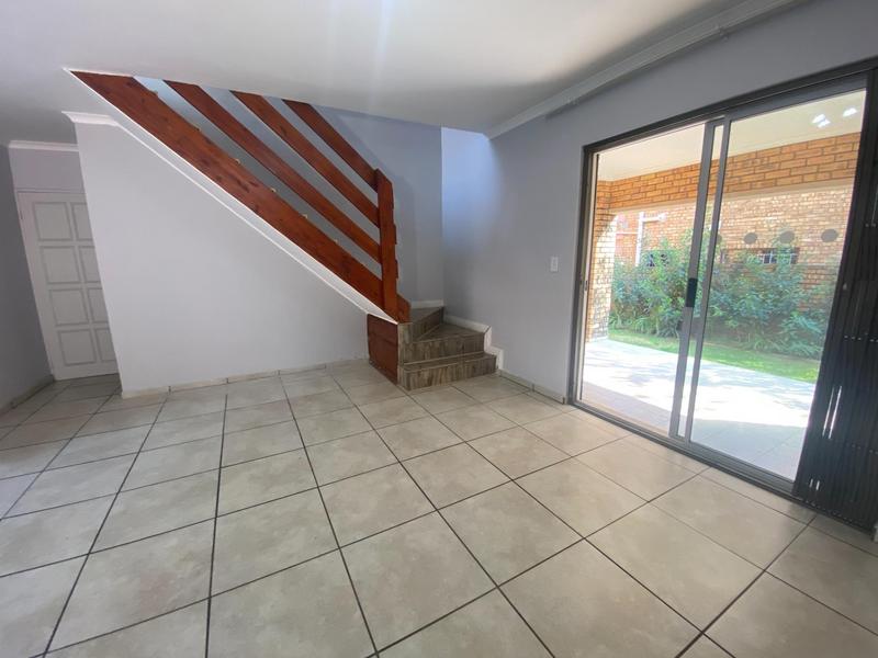 3 Bedroom Property for Sale in Honeydew Manor Gauteng