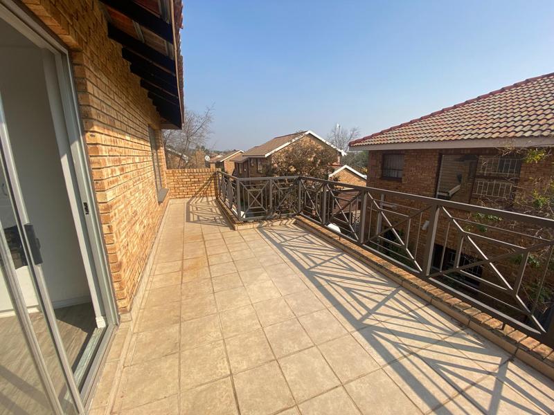 3 Bedroom Property for Sale in Honeydew Manor Gauteng