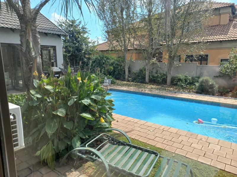 3 Bedroom Property for Sale in Raslouw Glen Gauteng