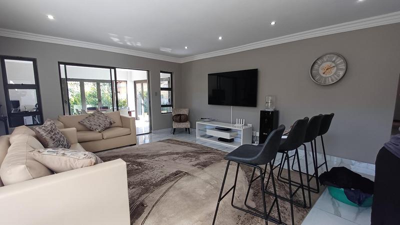 3 Bedroom Property for Sale in Raslouw Glen Gauteng