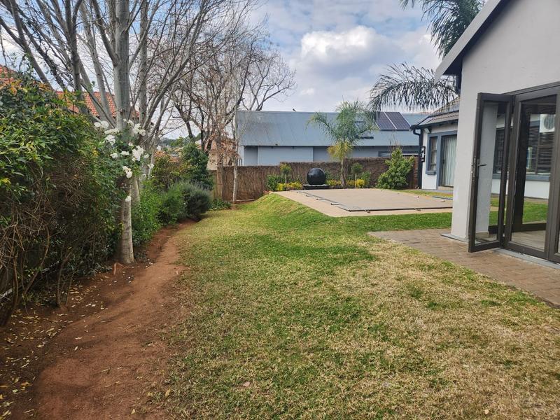3 Bedroom Property for Sale in Raslouw Glen Gauteng