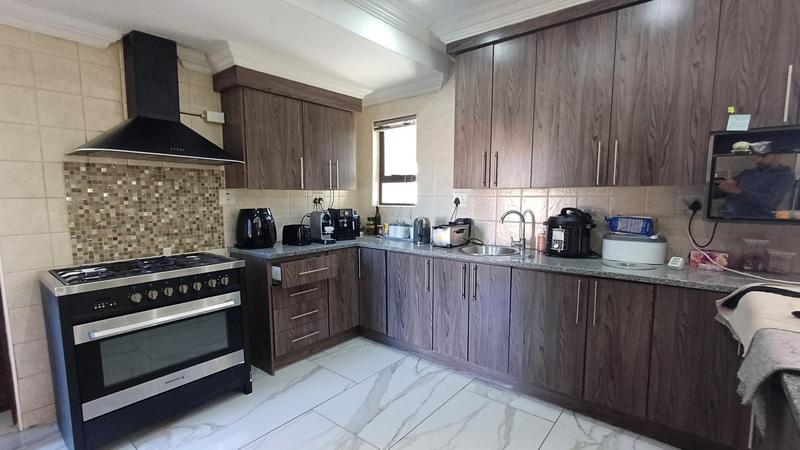 3 Bedroom Property for Sale in Raslouw Glen Gauteng
