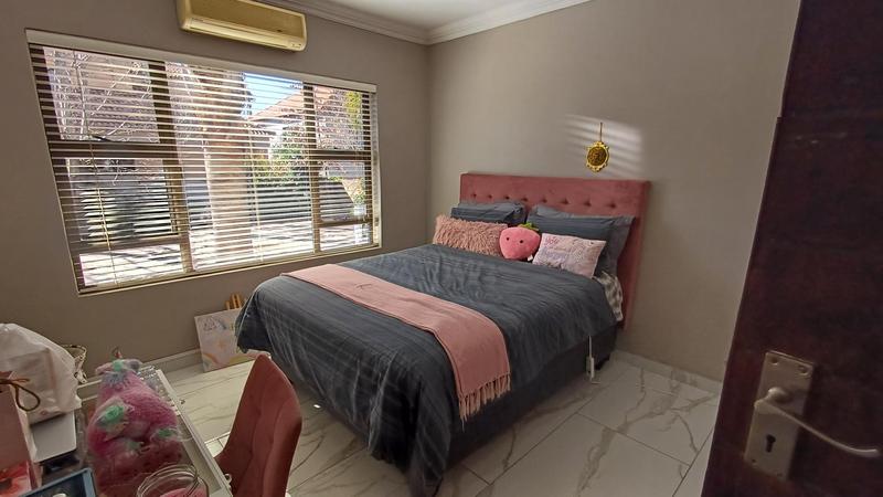 3 Bedroom Property for Sale in Raslouw Glen Gauteng