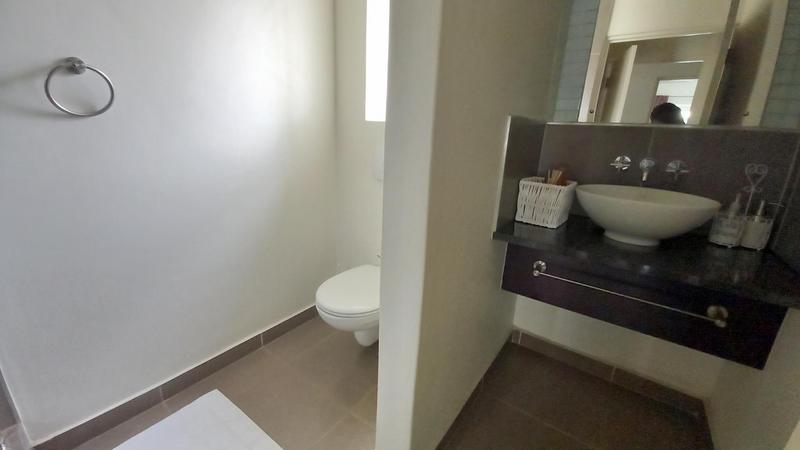 To Let 2 Bedroom Property for Rent in Morningside Gauteng