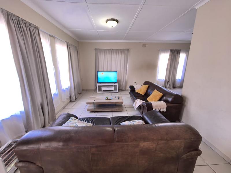 To Let 3 Bedroom Property for Rent in Edenvale Gauteng
