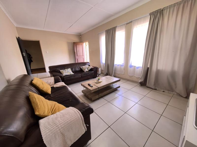 To Let 3 Bedroom Property for Rent in Edenvale Gauteng